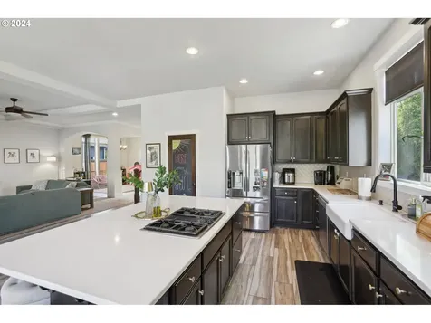 9611 SE Parkwood Way Happy Valley OR 97086