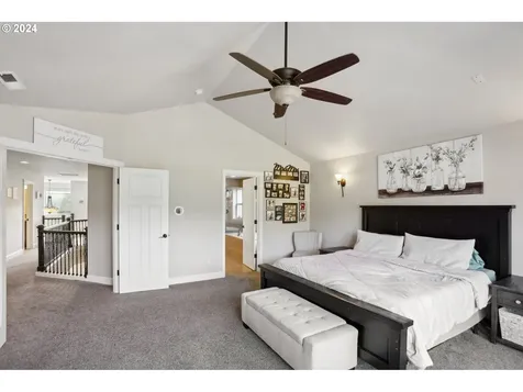 9611 SE Parkwood Way Happy Valley OR 97086