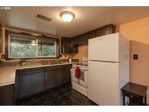 2360 NE 23rd Street Gresham OR 97030