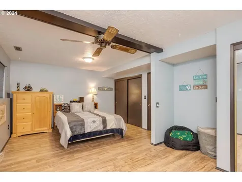 2360 NE 23rd Street Gresham OR 97030