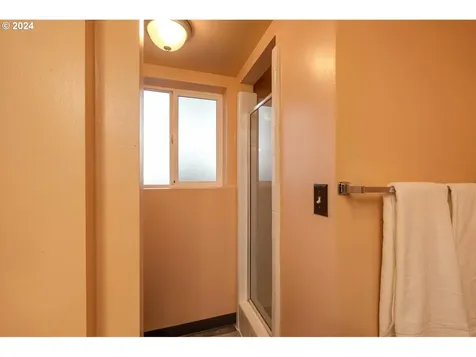 2360 NE 23rd Street Gresham OR 97030