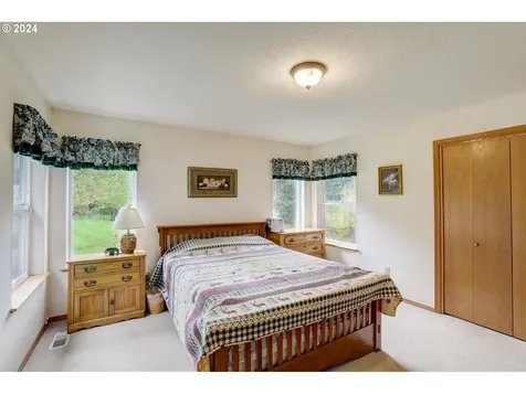 10515 Ne 337th Street La Center WA 98629