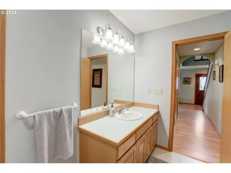 10515 Ne 337th Street La Center WA 98629