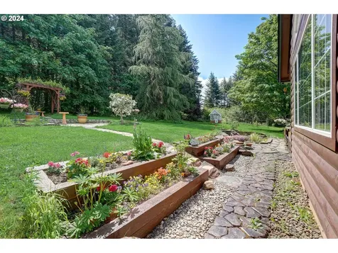 10515 Ne 337th Street La Center WA 98629