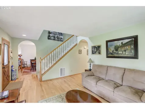 10515 Ne 337th Street La Center WA 98629