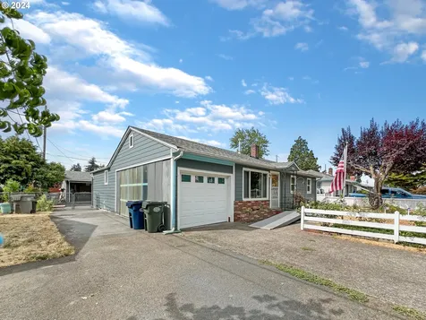 725 W 1st Avenue Junction City OR 97448