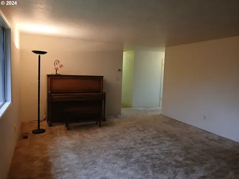 171 W Nevada Street Ashland OR 97520