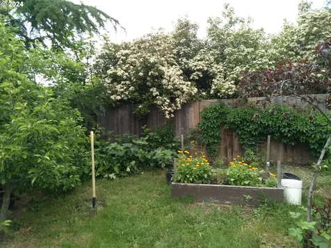 171 W Nevada Street Ashland OR 97520