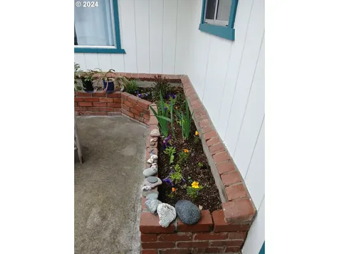 171 W Nevada Street Ashland OR 97520