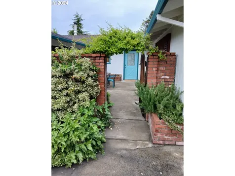 171 W Nevada Street Ashland OR 97520