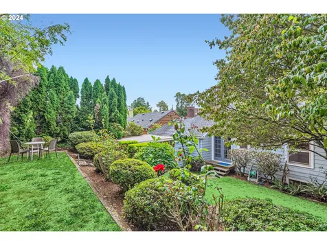 2645 Se Grant Street Portland OR 97214