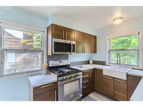 2645 Se Grant Street Portland OR 97214
