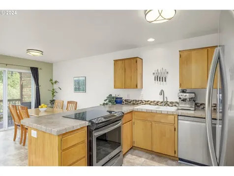 1436 S Heather Street Cornelius OR 97113