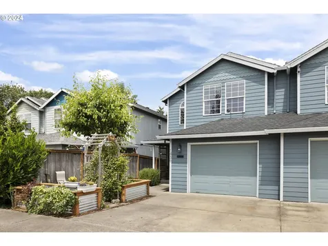 1436 S Heather Street Cornelius OR 97113
