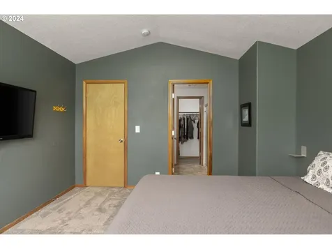 1436 S Heather Street Cornelius OR 97113