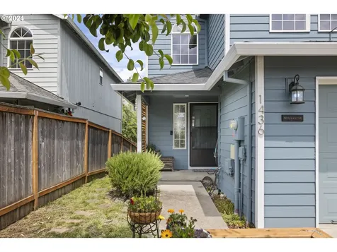 1436 S Heather Street Cornelius OR 97113