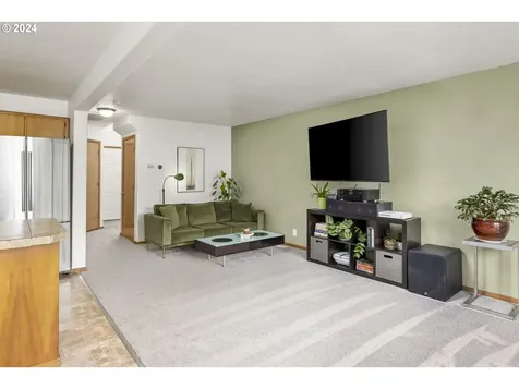 1436 S Heather Street Cornelius OR 97113