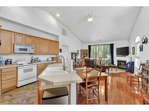21799 NE Larkspur Lane Fairview OR 97024