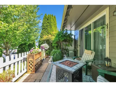 21799 NE Larkspur Lane Fairview OR 97024