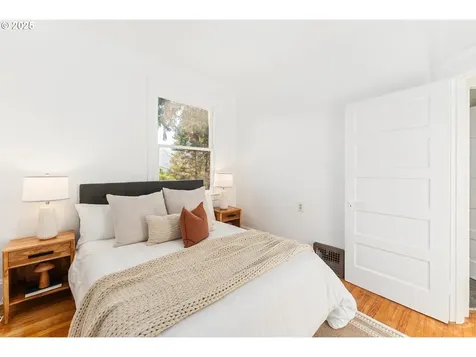 9334 N Edison Street Portland OR 97203