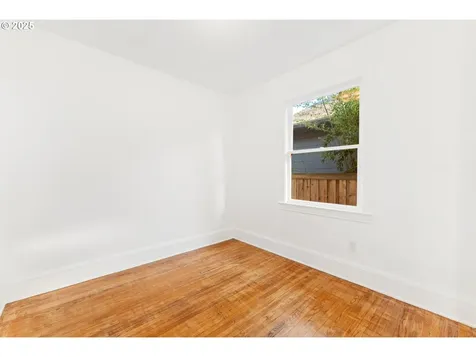 9334 N Edison Street Portland OR 97203