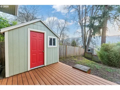 9334 N Edison Street Portland OR 97203