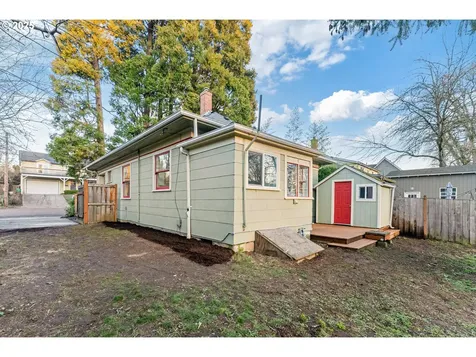 9334 N Edison Street Portland OR 97203