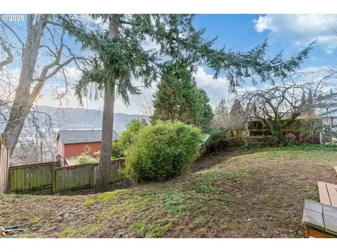 9334 N Edison Street Portland OR 97203