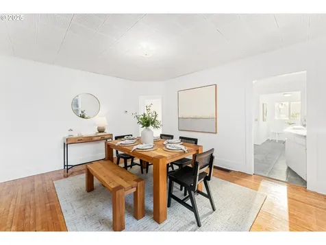 9334 N Edison Street Portland OR 97203