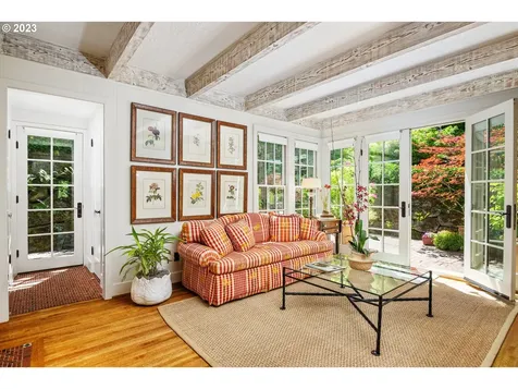 3008 NW Greenbriar Terrace Portland OR 97210
