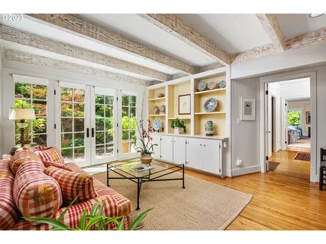 3008 NW Greenbriar Terrace Portland OR 97210