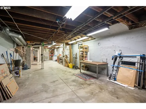 3008 NW Greenbriar Terrace Portland OR 97210