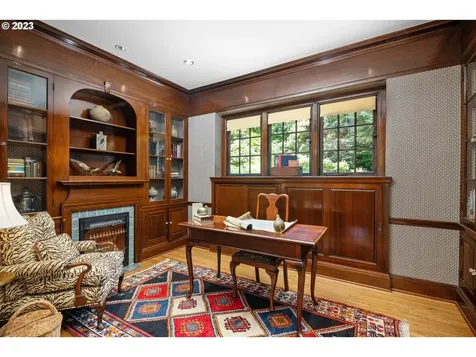 3008 NW Greenbriar Terrace Portland OR 97210
