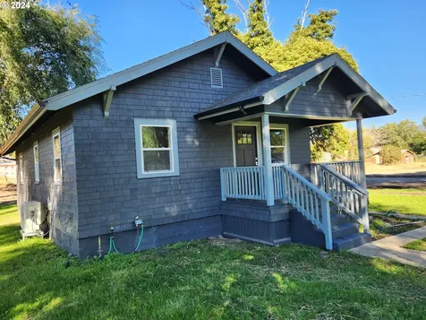 602 16th Street La Grande OR 97850