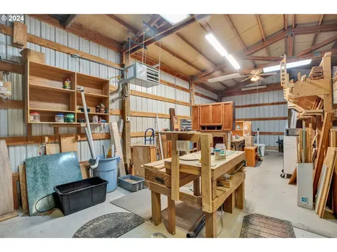 16259 S Bradley Road Oregon City OR 97045
