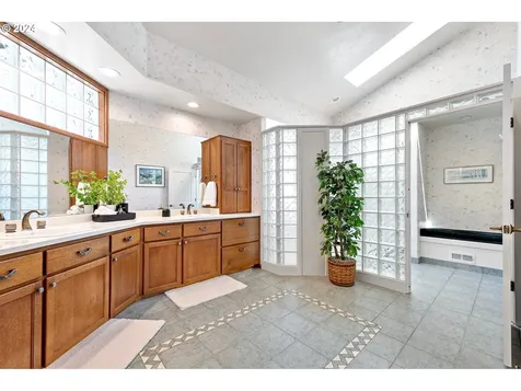 90849 Coburghills Drive Eugene OR 97408
