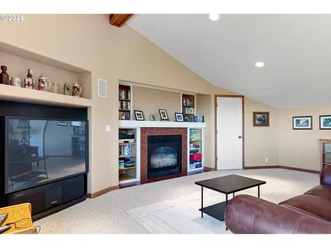 90849 Coburghills Drive Eugene OR 97408