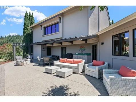 90849 Coburghills Drive Eugene OR 97408