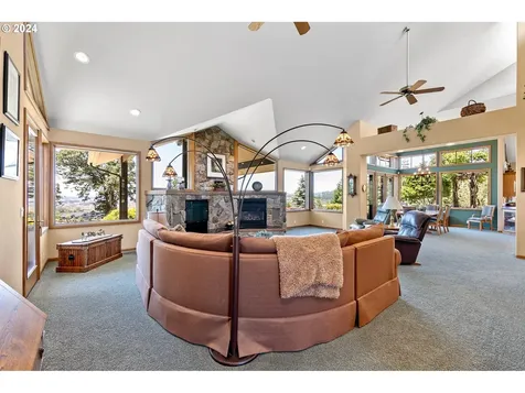 90849 Coburghills Drive Eugene OR 97408
