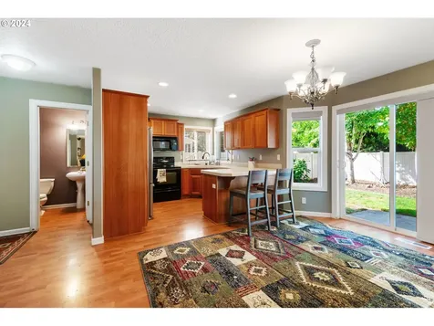 11914 NW 23rd Avenue Vancouver WA 98685