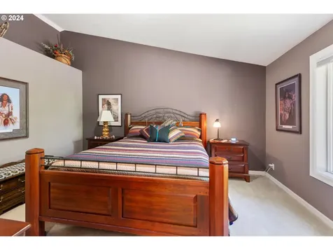11914 NW 23rd Avenue Vancouver WA 98685