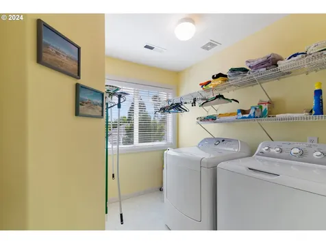 11914 NW 23rd Avenue Vancouver WA 98685
