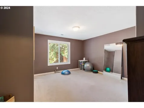 11914 NW 23rd Avenue Vancouver WA 98685