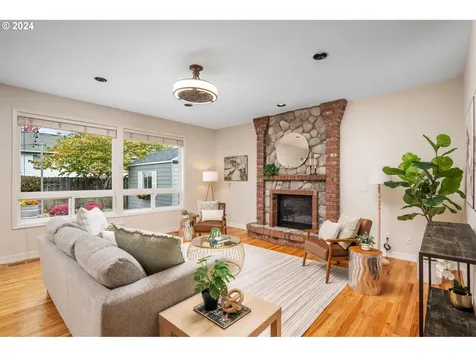 16705 NW Stoller Drive Portland OR 97229
