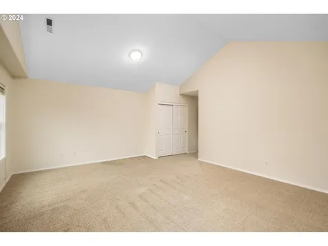 16705 NW Stoller Drive Portland OR 97229