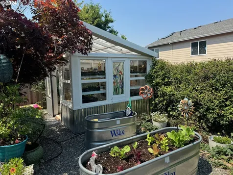 16705 NW Stoller Drive Portland OR 97229