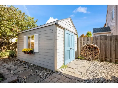 16705 NW Stoller Drive Portland OR 97229