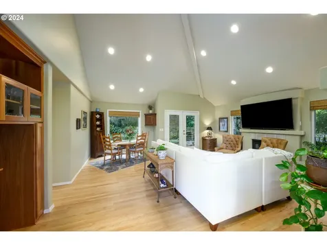 1164 Nw Sunrise Court Mcminnville OR 97128