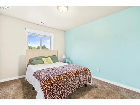 768 Berry Place Dayton OR 97114