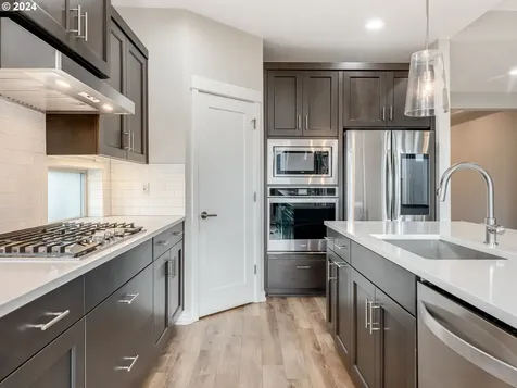 8064 SE Atwood Street Hillsboro OR 97123